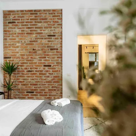 Bright 3Br Flat-Top Location-Green View Balcony Bucharest